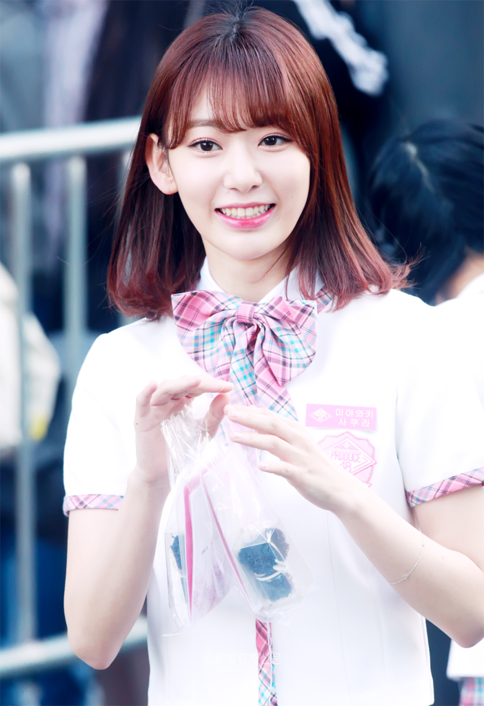 宮脇咲良